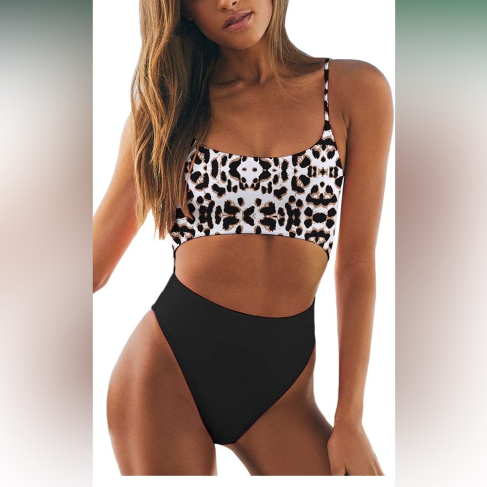 Women’s Cut-Out One Piece Swim Suit